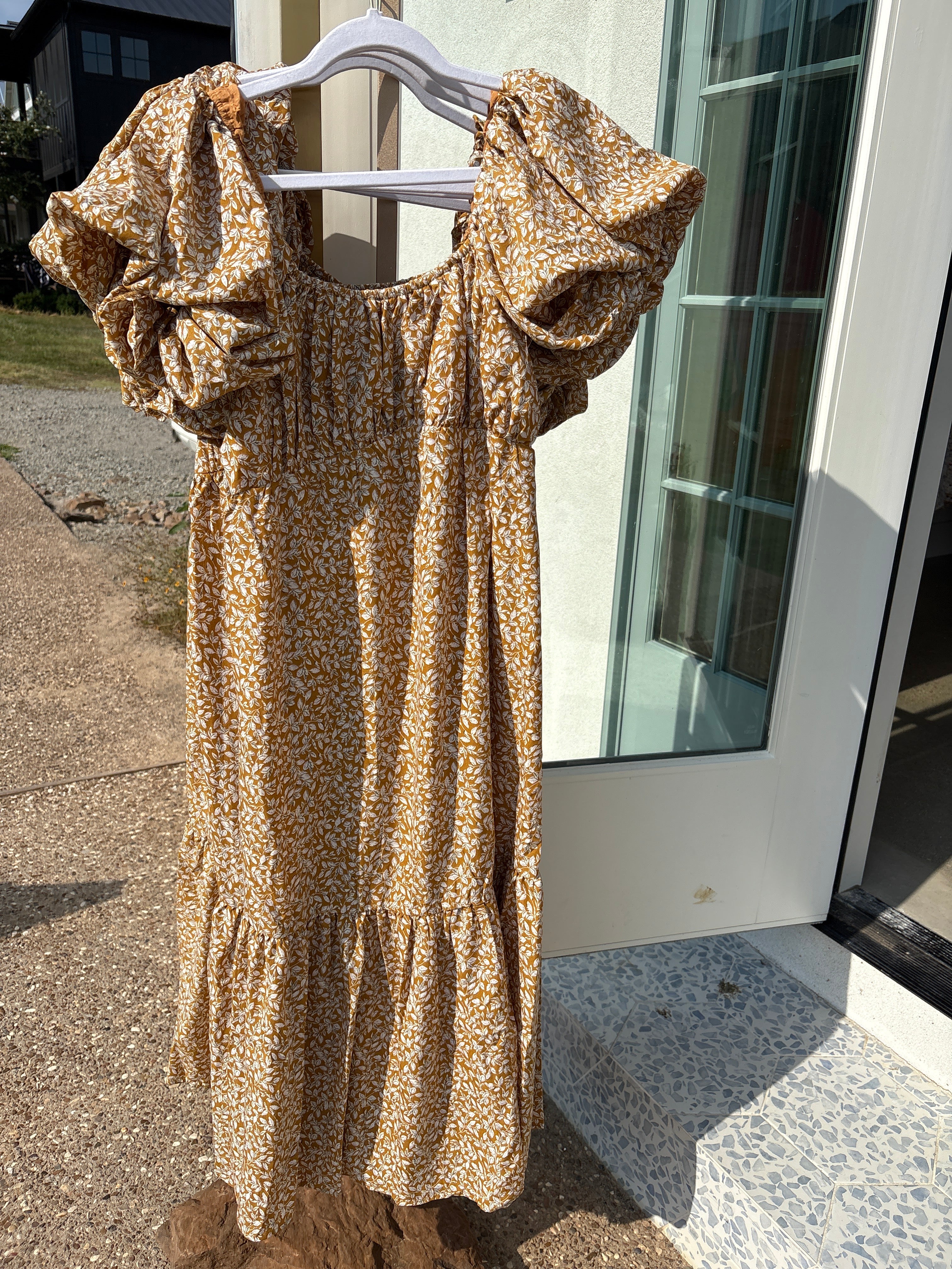 Sweetheart Neck Bubble Sleeve Sunny Maxi Dress