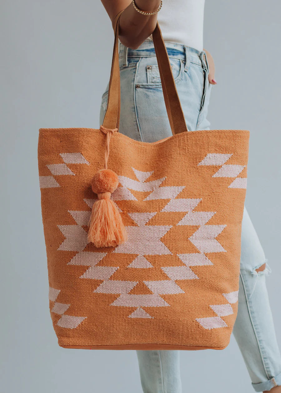 Elisa Tote