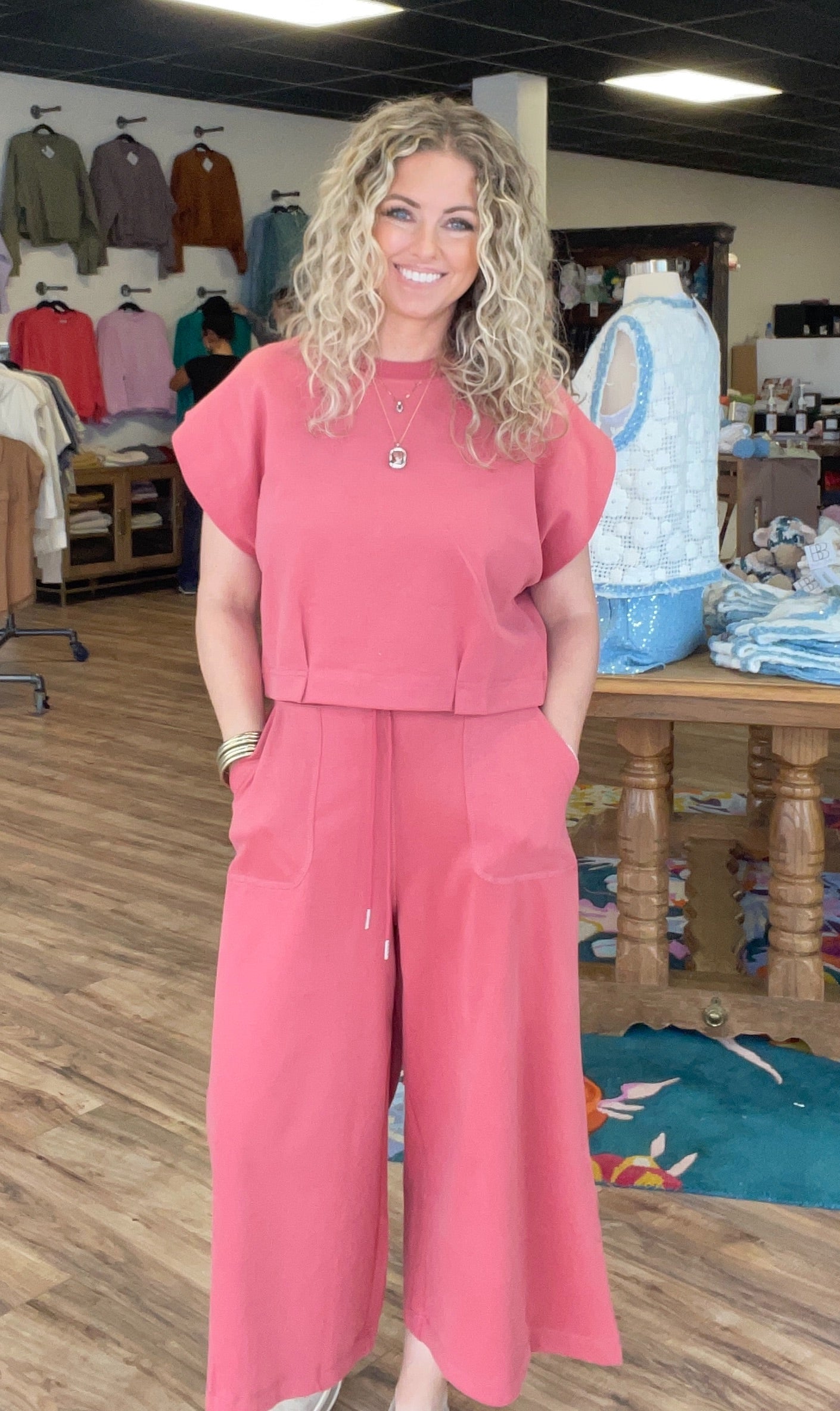 Button Back Dark Rose Set