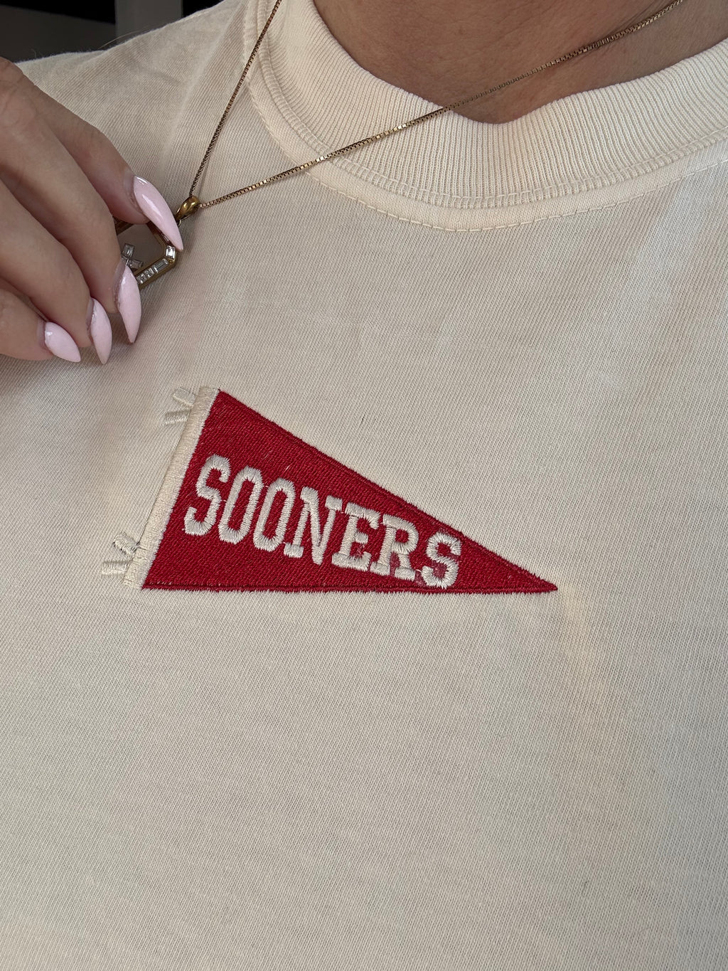 Sooner Pendant Embroidery Tee