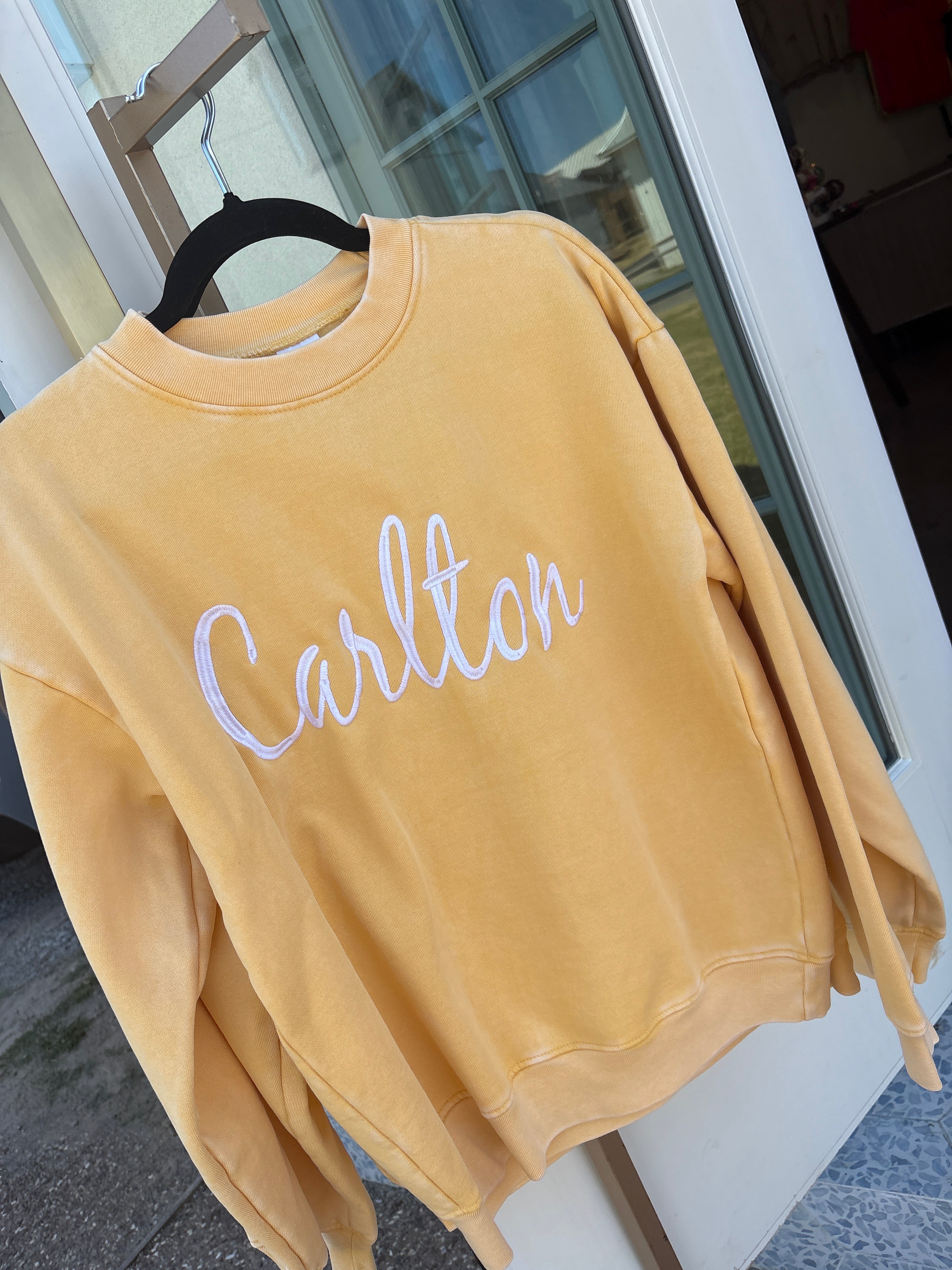 Carlton Vintage Sunflower Embroidered