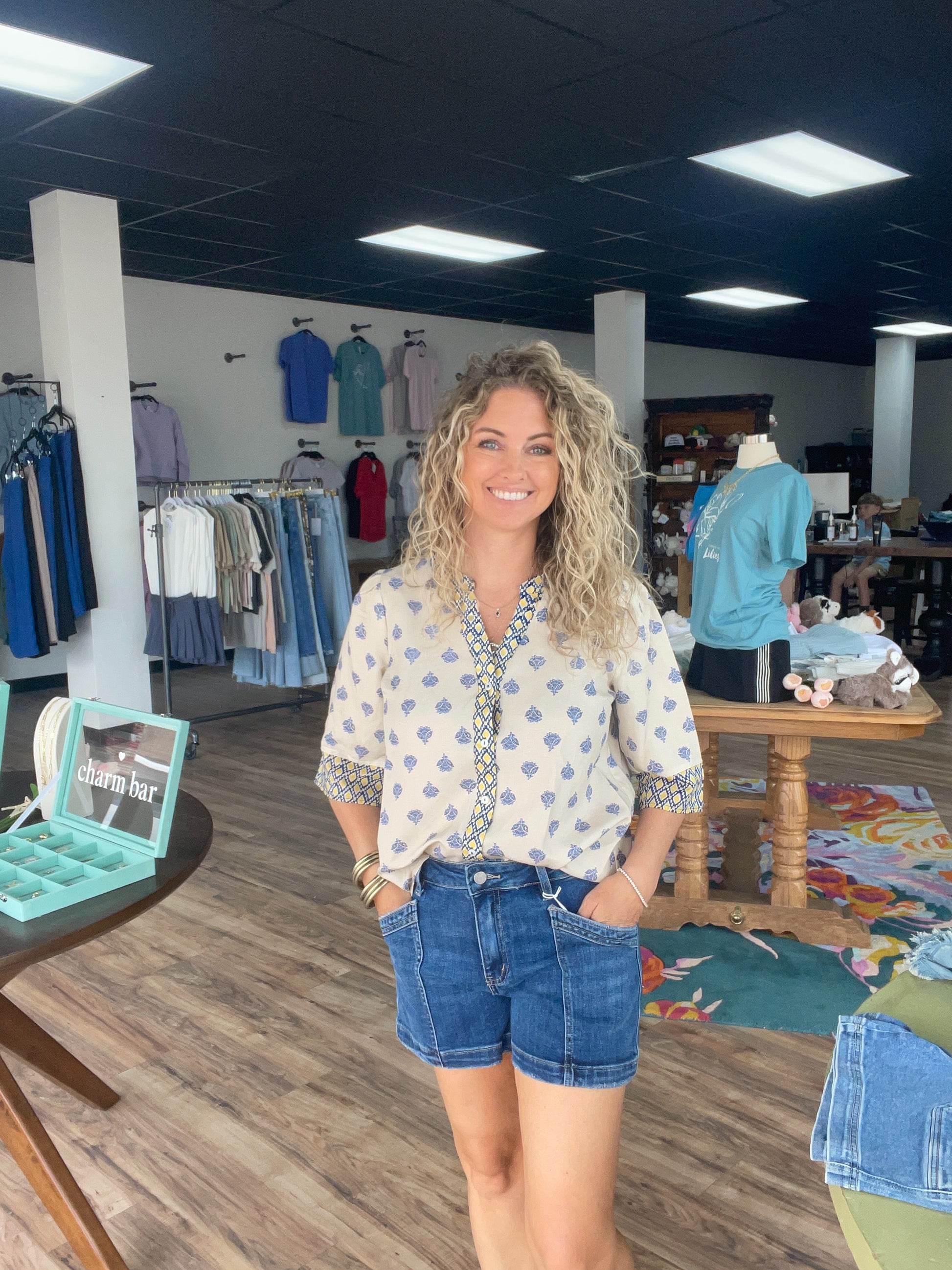 Floral Contrast Print Detail Button-up Top